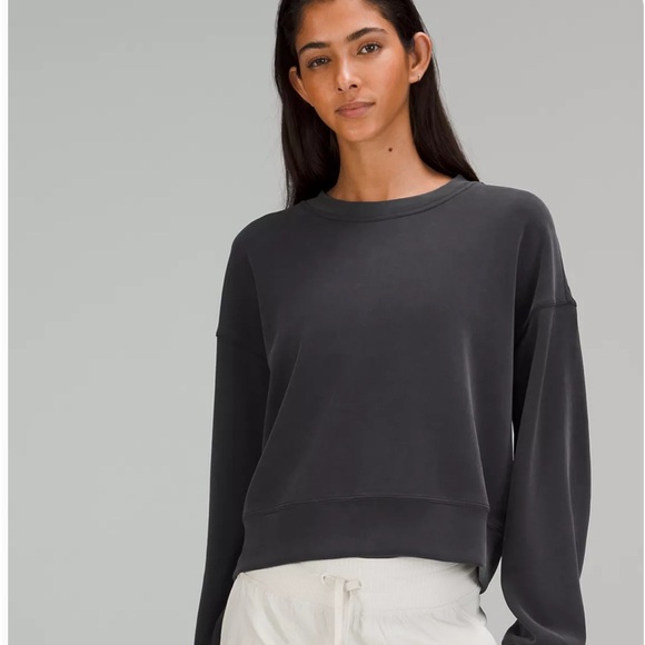 Lululemon Softstreme Perfectly
Oversized Cropped Crew
Colour Black size 2 - Picture 1 of 2